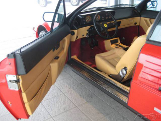 Illustration for article titled Nice Price Or Crack Pipe: 5,944-Mile Ferrari Mondia Cabriolet For $37,995?